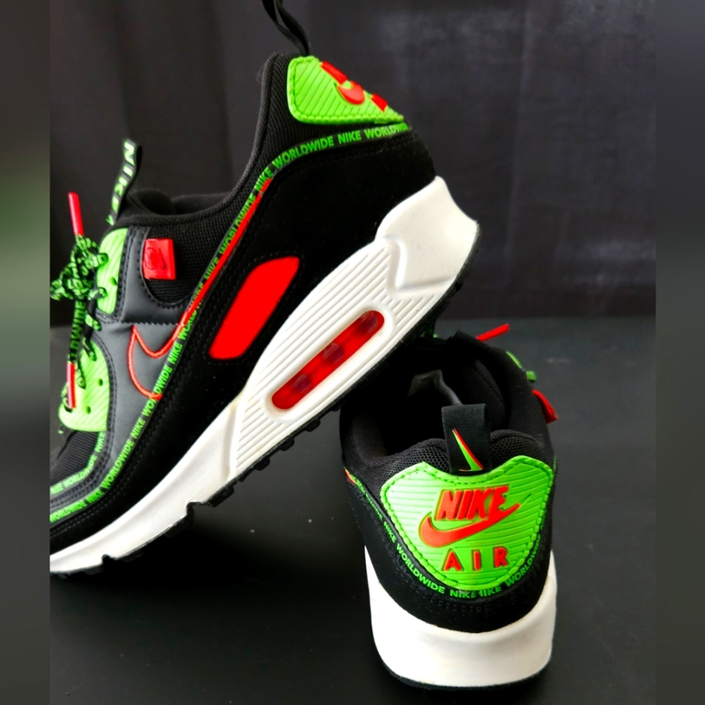 Rare Nike Air Max 90 WW